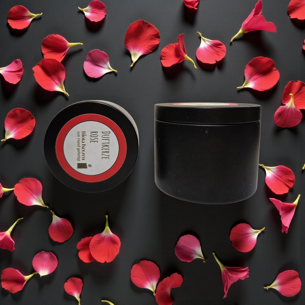 Duftkerze Rose im schwarzen Metallbehälter